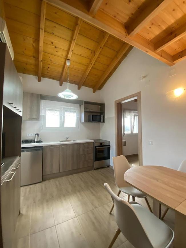 Theo Apartment Marathiás Zewnętrze zdjęcie